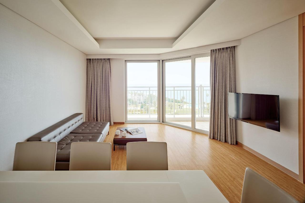Sono Calm Jeju Hotel Seogwipo Eksteriør billede