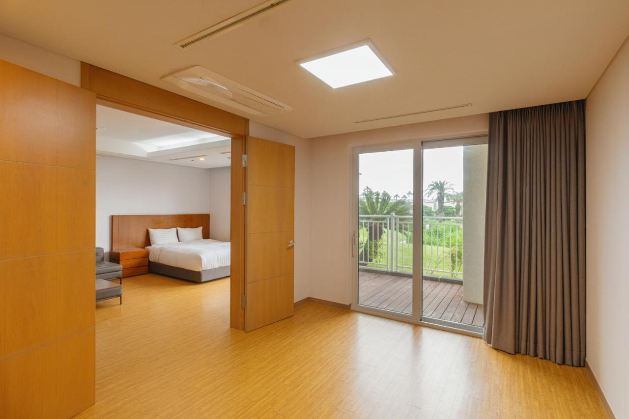 Sono Calm Jeju Hotel Seogwipo Eksteriør billede