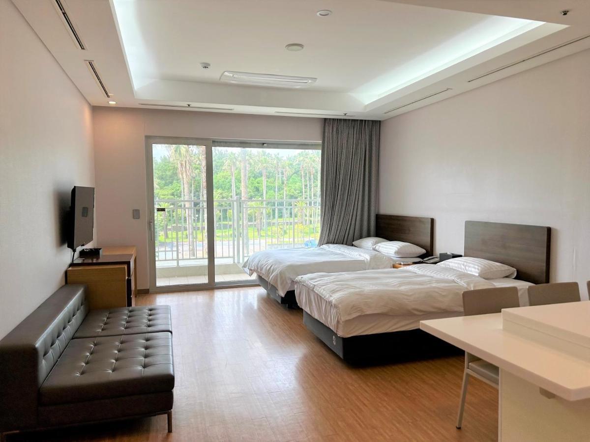 Sono Calm Jeju Hotel Seogwipo Eksteriør billede