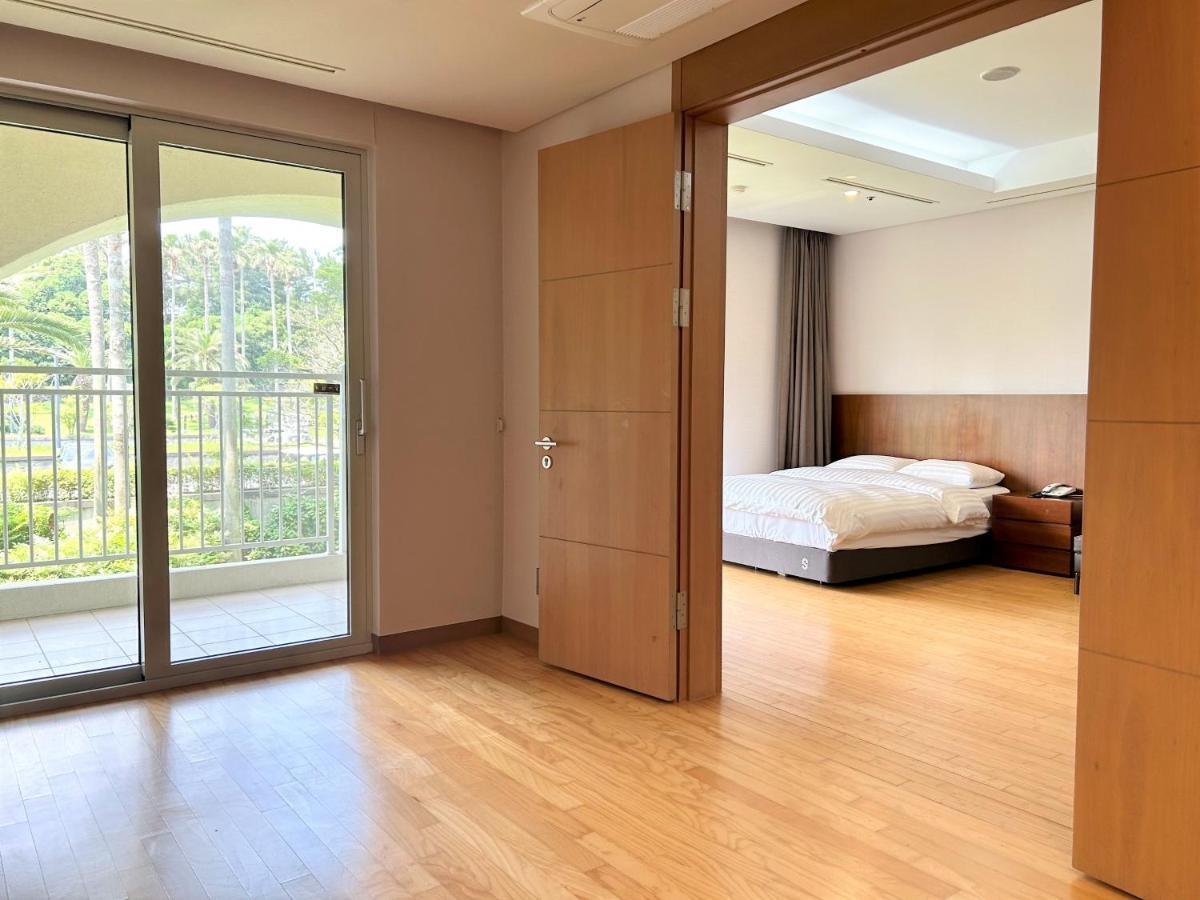 Sono Calm Jeju Hotel Seogwipo Eksteriør billede