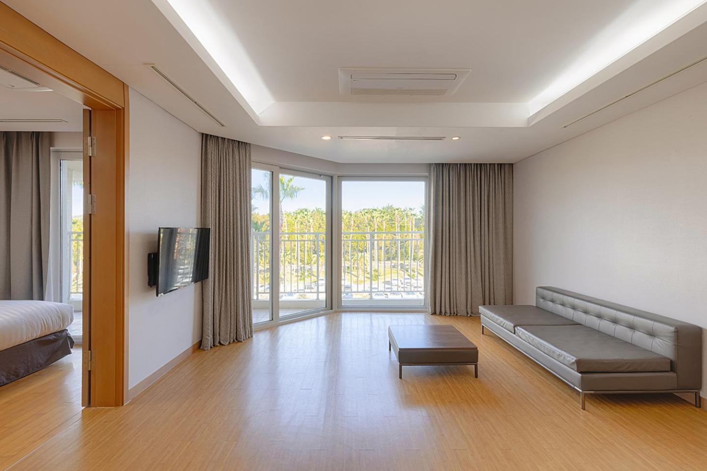 Sono Calm Jeju Hotel Seogwipo Eksteriør billede