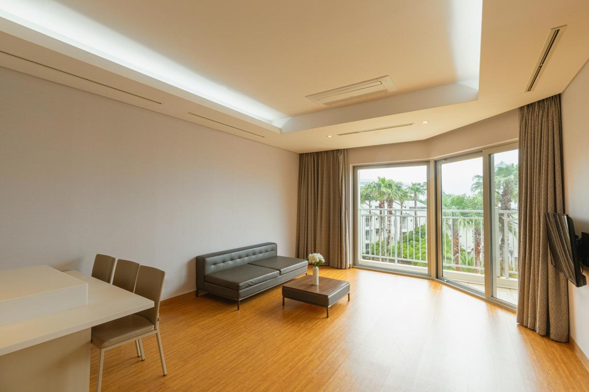 Sono Calm Jeju Hotel Seogwipo Eksteriør billede